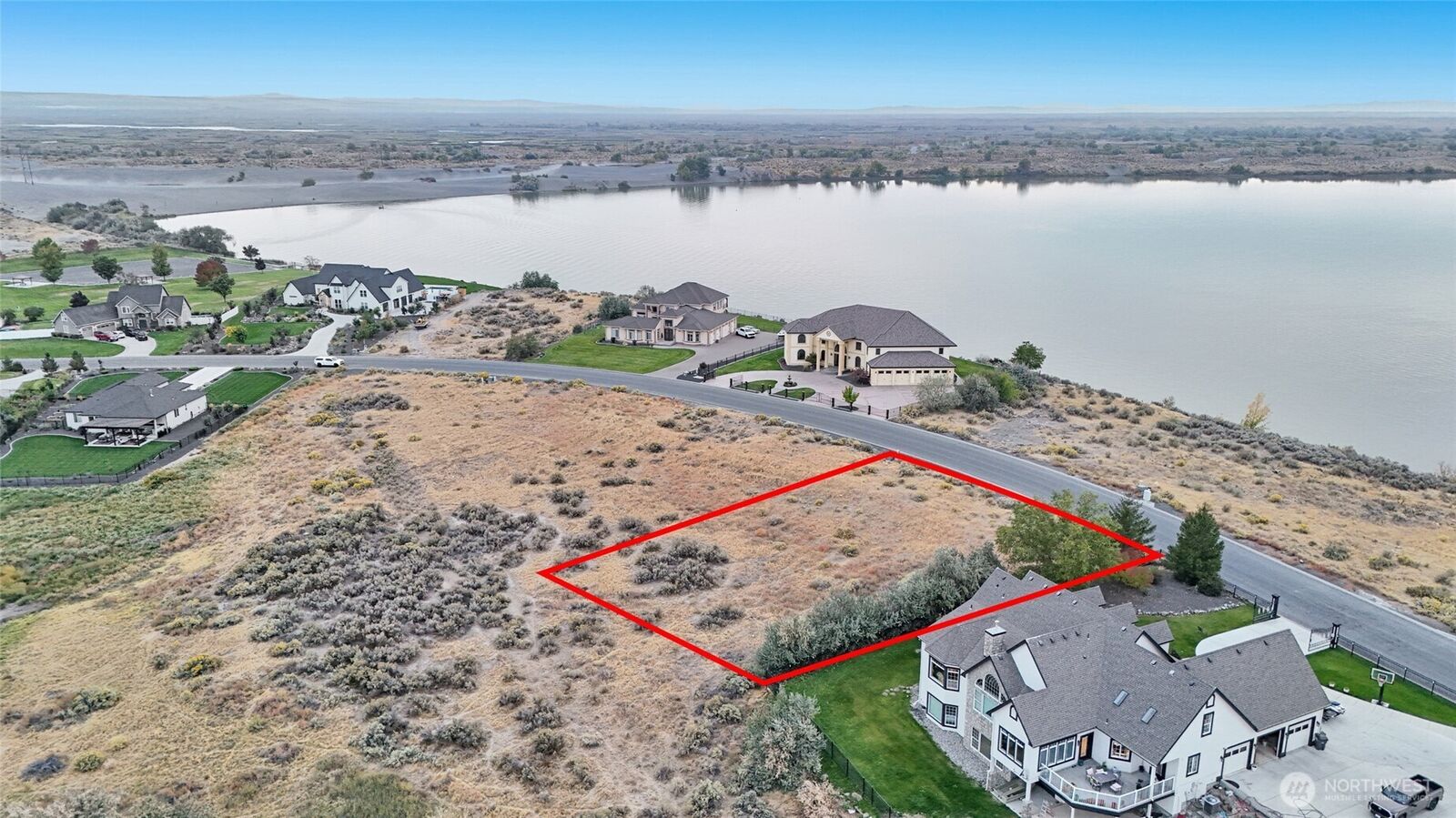 Property Photo:  7576  Dune Lake Road SE  WA 98837 