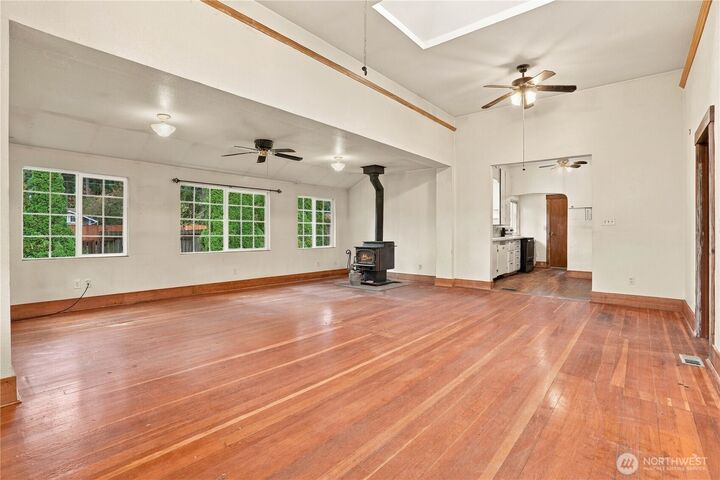 Property Photo:  9536 E E Street  WA 98445 