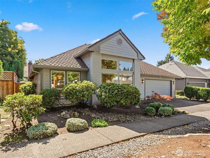 Property Photo: 13807 SE 35th Street WA 98683