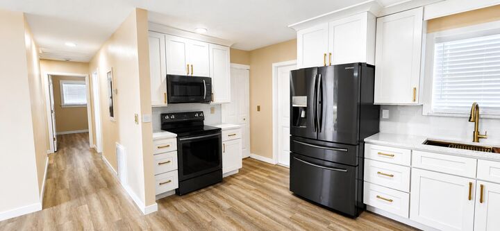 Property Photo: 3095 NW 36th Street FL 34972