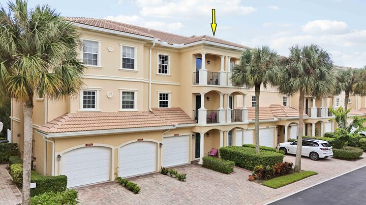 Property Photo:  12655 SE Old Cypress Drive  FL 33455 