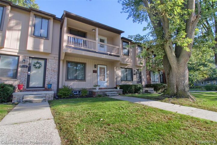 Property Photo:  3114 Summers Road  MI 48320 