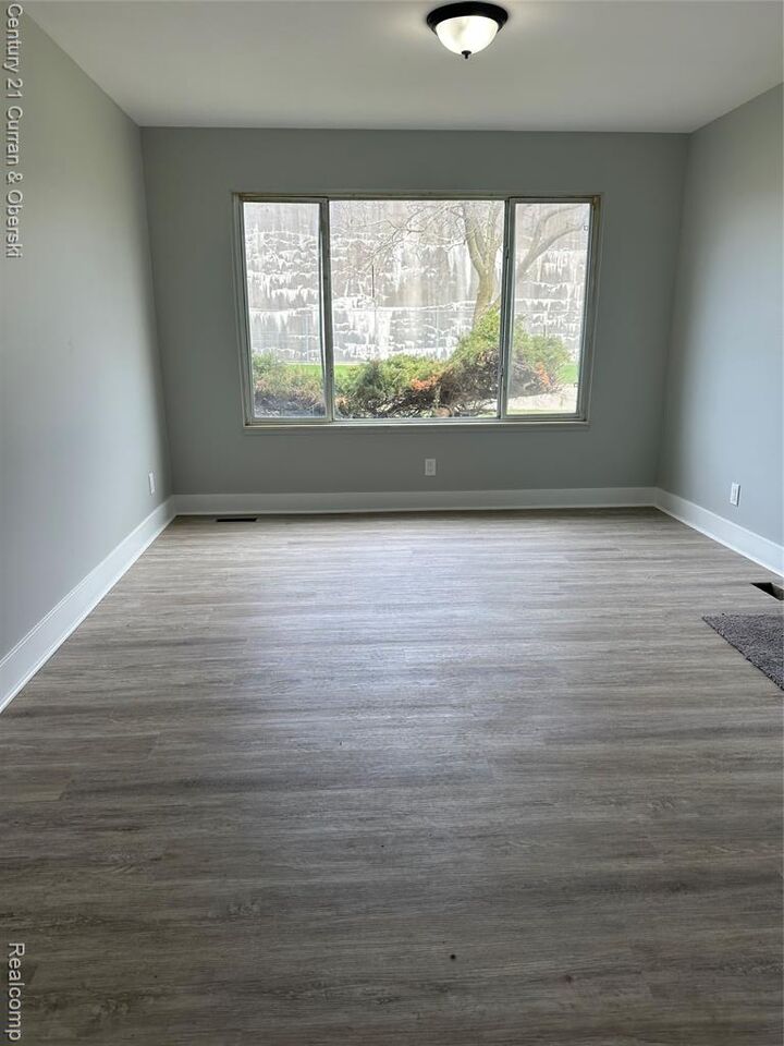Property Photo: 1111 Montie Road MI 48146