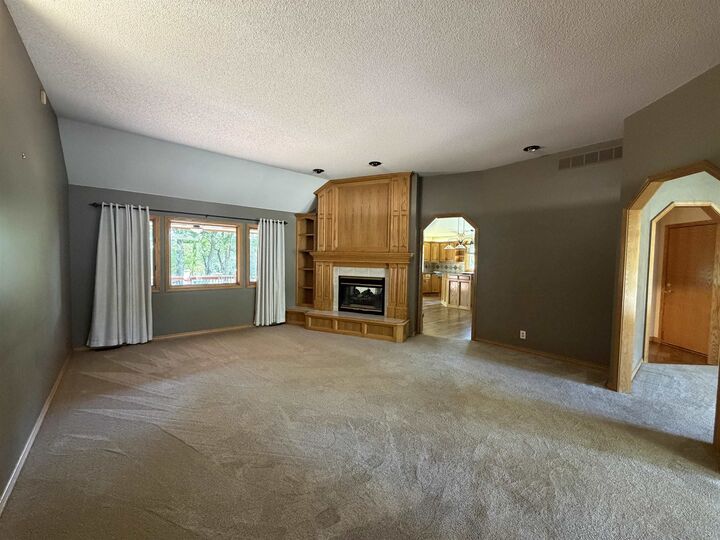 Property Photo:  1330 N Hickory Creek  KS 67235 