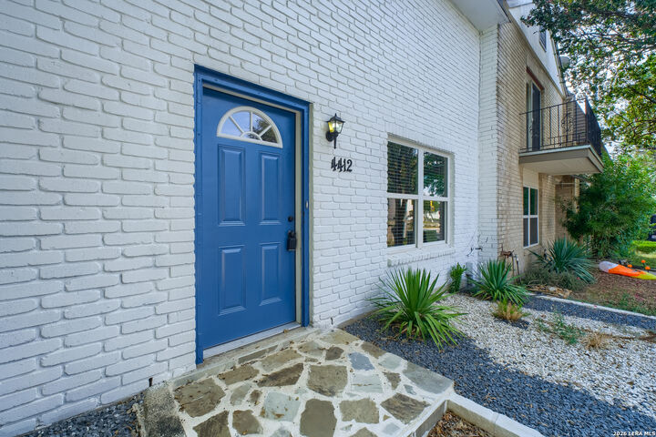 Property Photo: 4412 Shakertown TX 78238