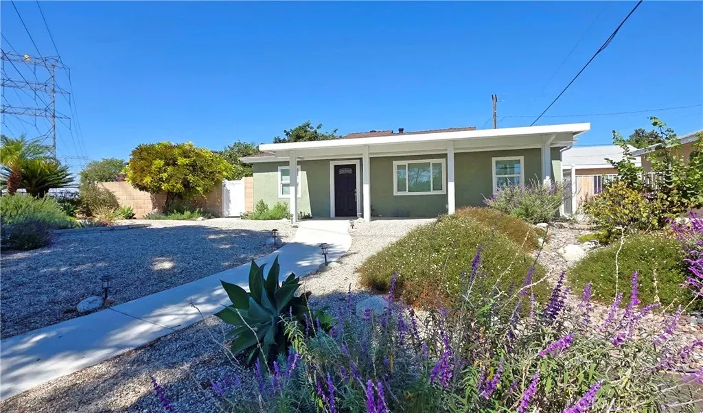 Property Photo:  6001 Candlewood  CA 90713 