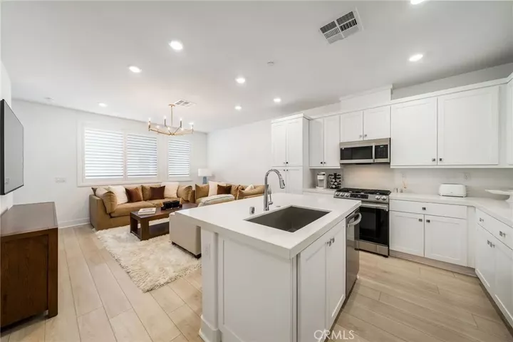 Property Photo: 1683 Jade Road CA 92694