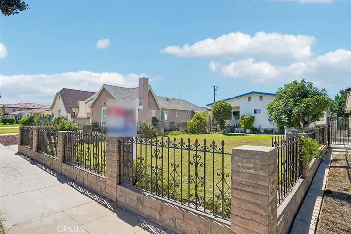 Property Photo:  1127 S Almansor Street  CA 91801 
