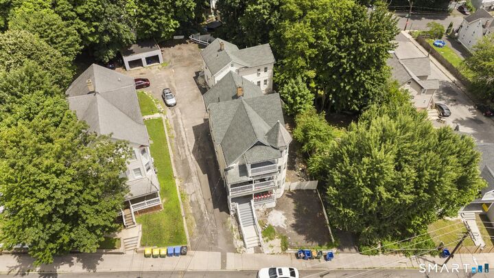 Property Photo:  96 Hill Street  CT 06704 