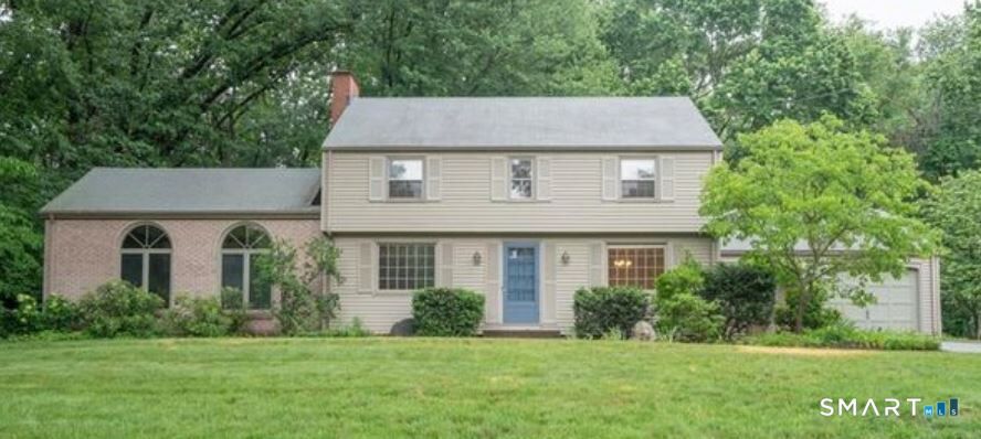 Property Photo:  62 Buttonball Lane  CT 06033 