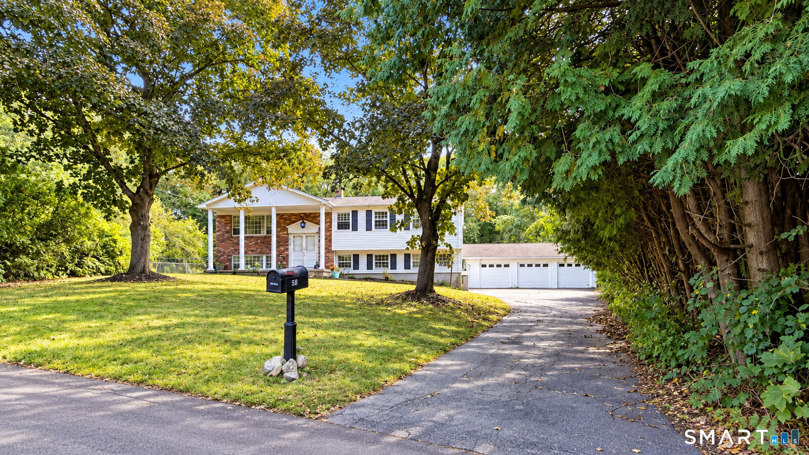 Property Photo: 23 Coach Circle CT 06095