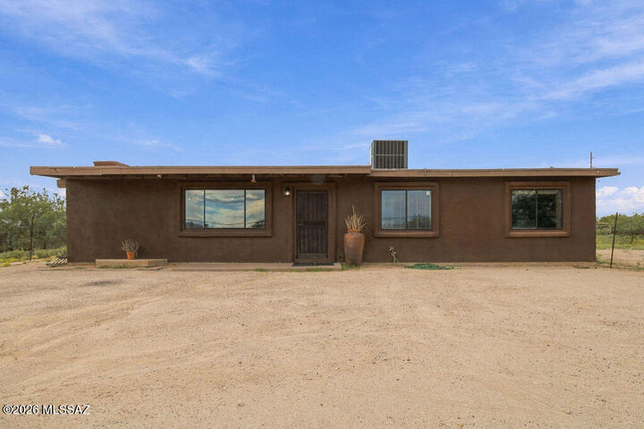 Property Photo: 3814 W Turkey Lane AZ 85742