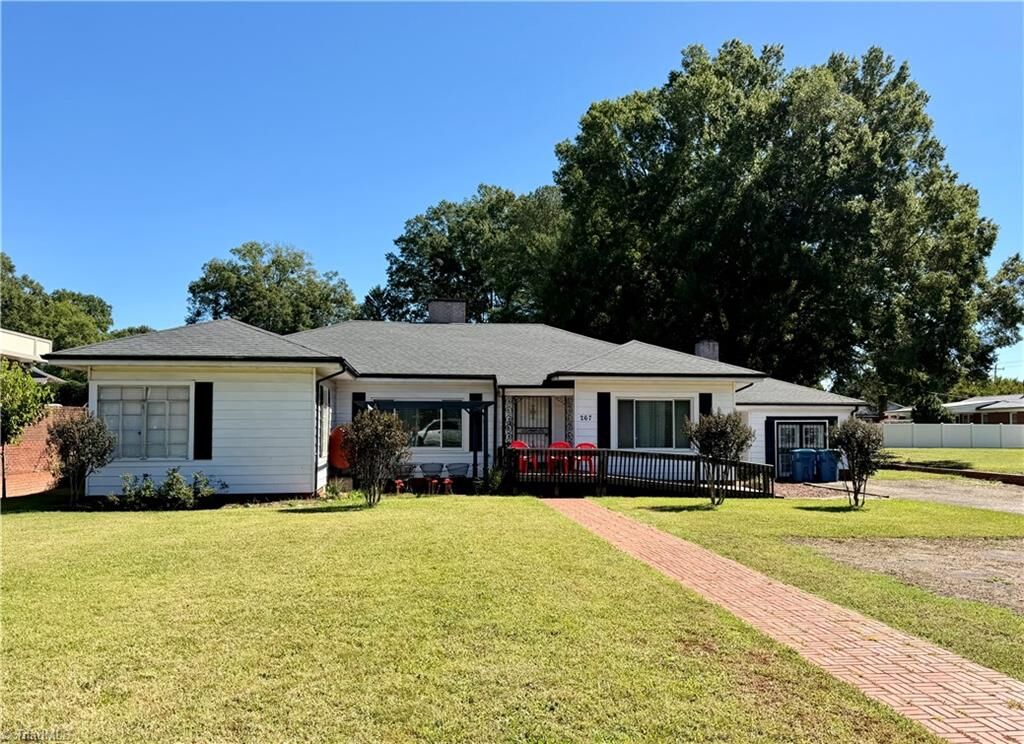 Property Photo: 267 Nc Highway 16 NC 28681