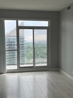 Photo de la propriété: 2220 Lakeshore Boulevard W 2810 ON M8V 0C1