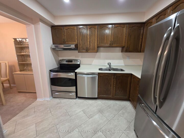 Property Photo:  385 The East Mall N/A 17  ON M9B 6J4 