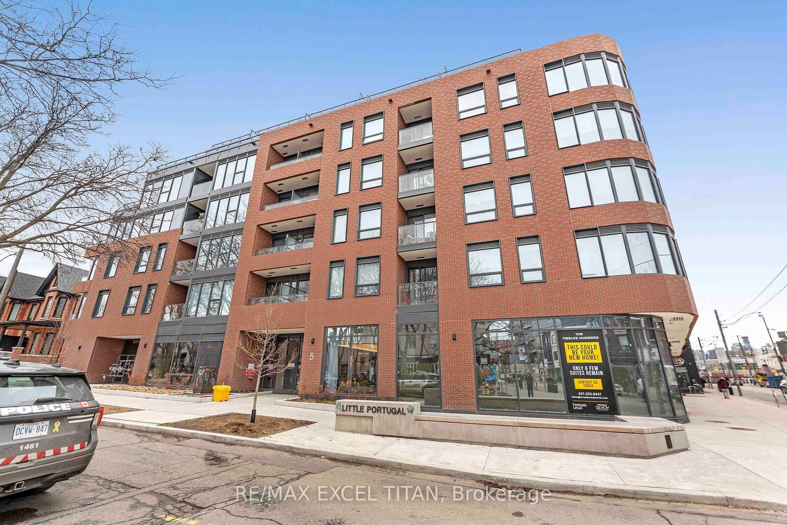 Property Photo:  5 Lakeview Avenue 611  ON M6J 0H3 