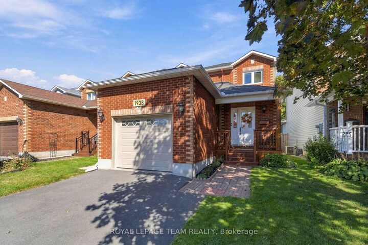 Property Photo:  1938 La Chapelle Street  ON K1C 6A1 
