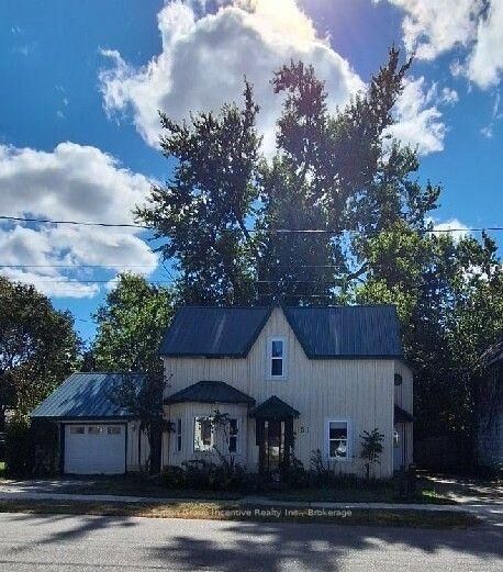 Property Photo:  151 David Street  ON P1P 1J5 