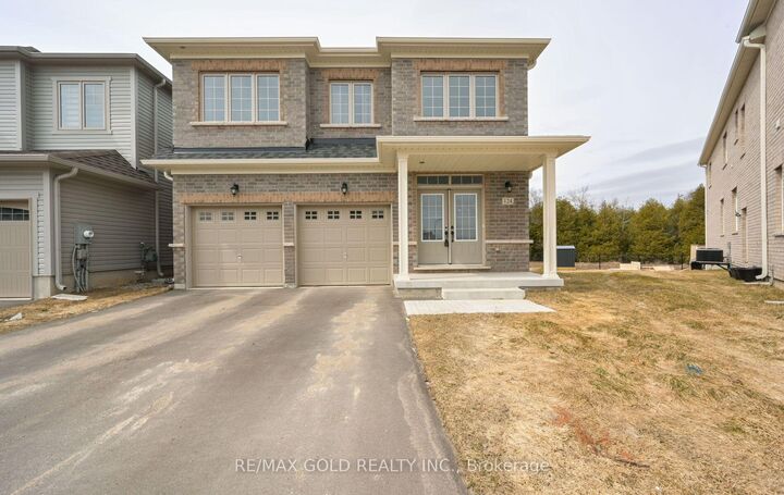 Property Photo:  124 Limestone Lane  ON L9V 3Y4 
