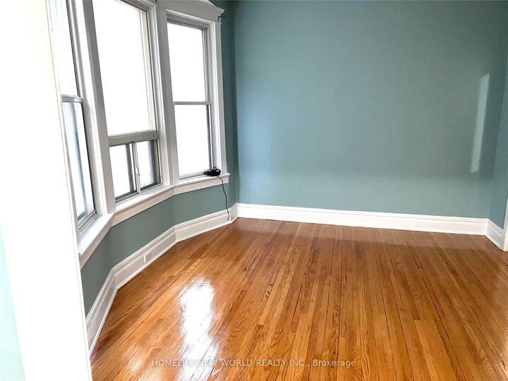 Property Photo:  6 Sproat Avenue Sf  ON M4M 1W4 