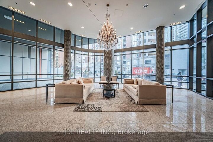 Property Photo:  825 Church Street 609  ON M4W 3Z4 