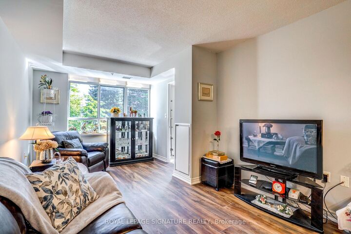 Property Photo:  115 Bonis Avenue 203  ON M1T 3S4 