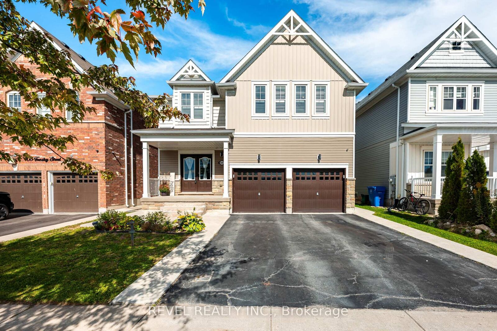 Property Photo:  409 Tansley Street  ON L9V 2S6 