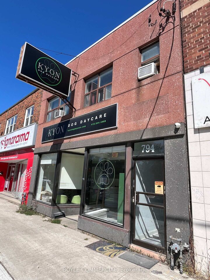 Property Photo:  792-794 Eglinton Avenue  ON M4G 2L1 