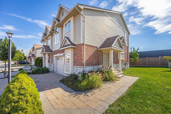 Photo de la propriété:  3399 Castle Rock Place 2  ON N6L 0C8 
