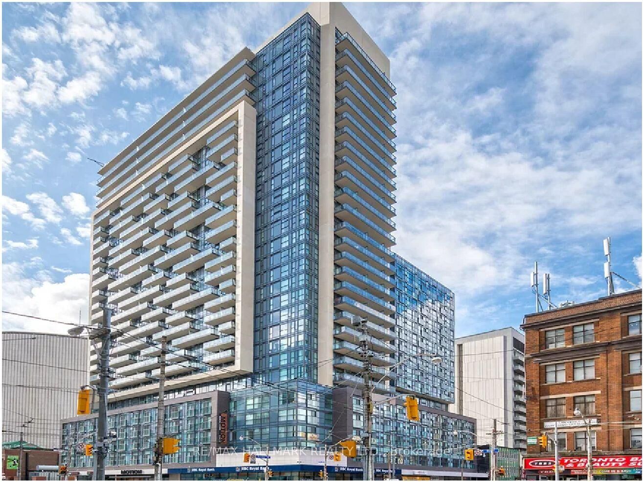Property Photo:  570 Bay Street 214  ON M5G 0B2 