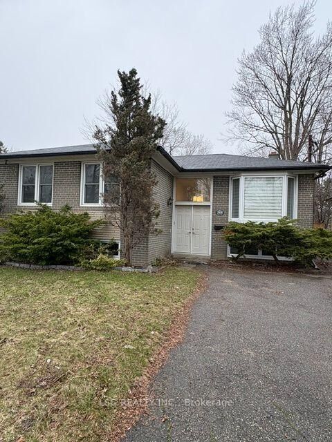 Property Photo:  268 Pleasant Avenue Lower  ON M2M 1M5 