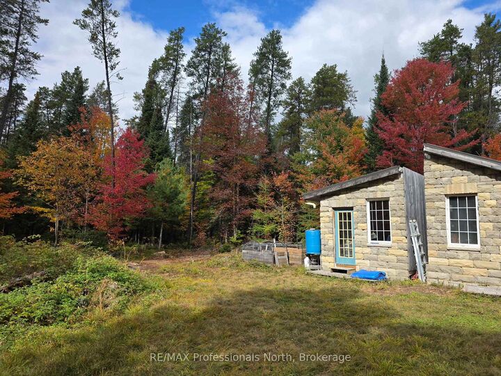 Property Photo:  124 Cardwell Lake Road  ON P0B 1M0 