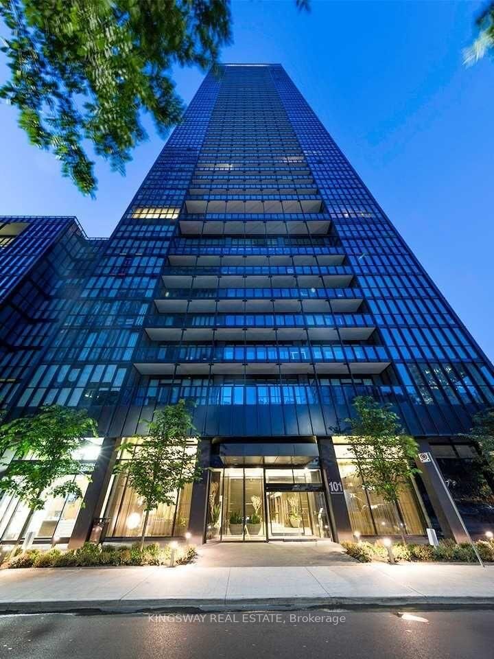 Property Photo:  101 Charles Street E 4105  ON M4Y 1V2 