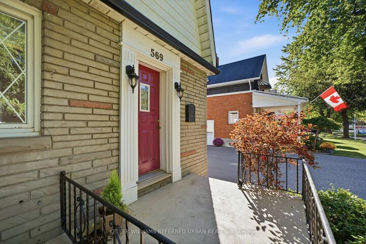 Property Photo:  569 Masson Street  ON L1G 5A2 