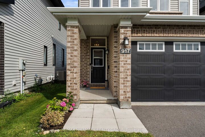 Property Photo:  917 Atrium Ridge  ON K4M 0N8 