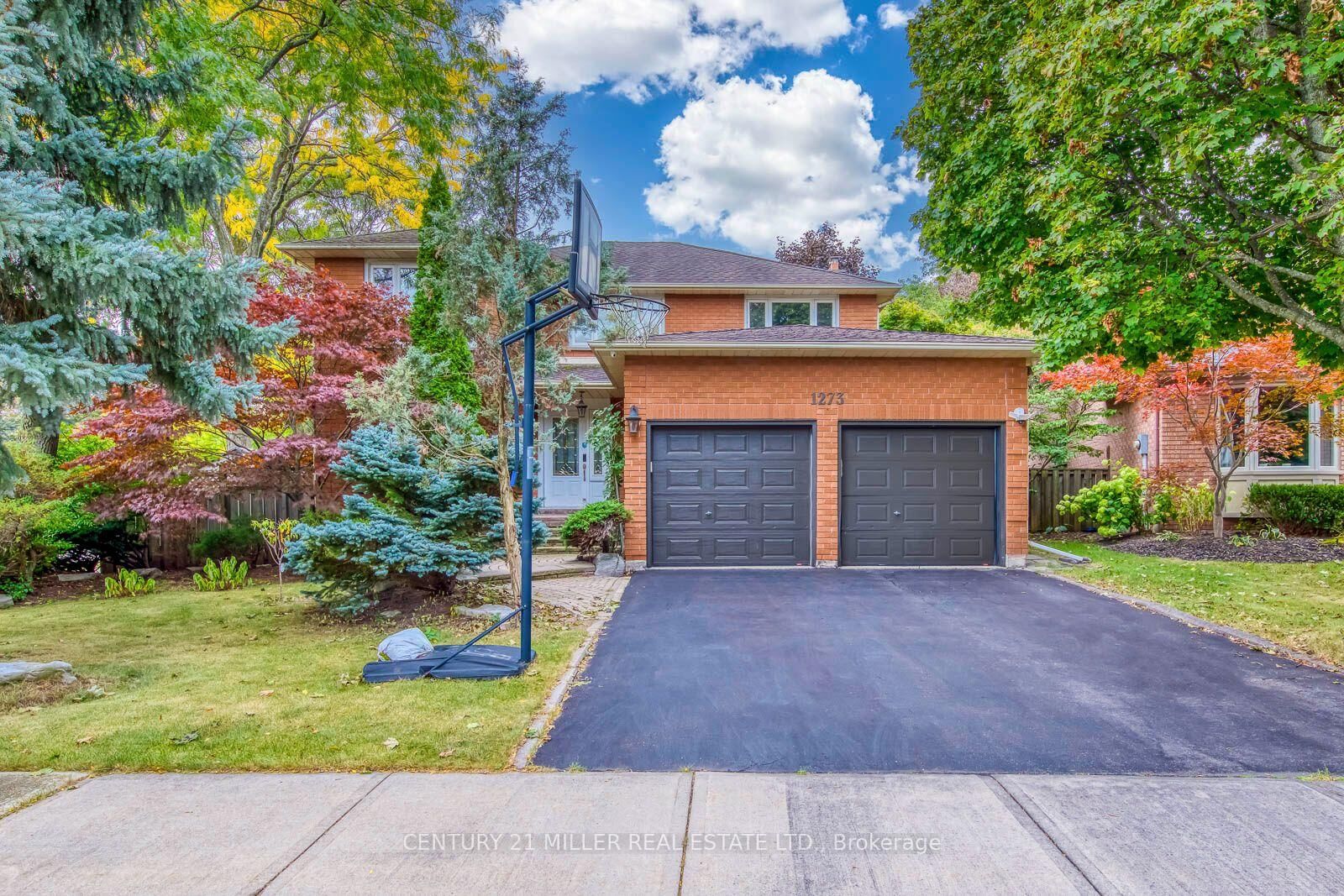 Property Photo:  1273 Old Colony Road  ON L6M 1K8 