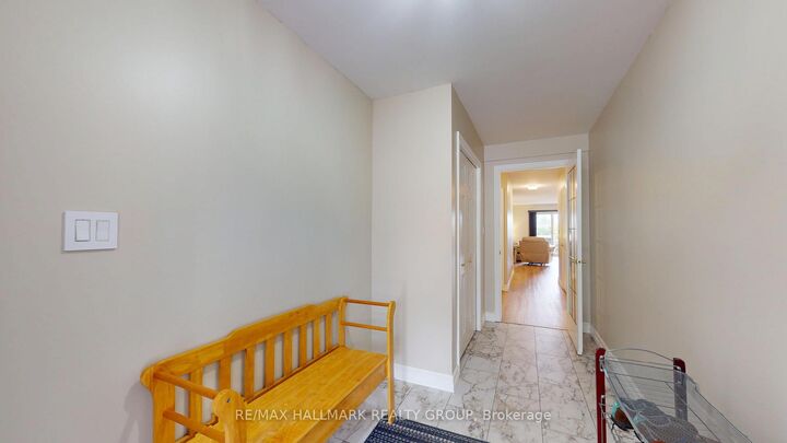 Property Photo:  1089 Bridlewood Drive  ON K6V 7G2 