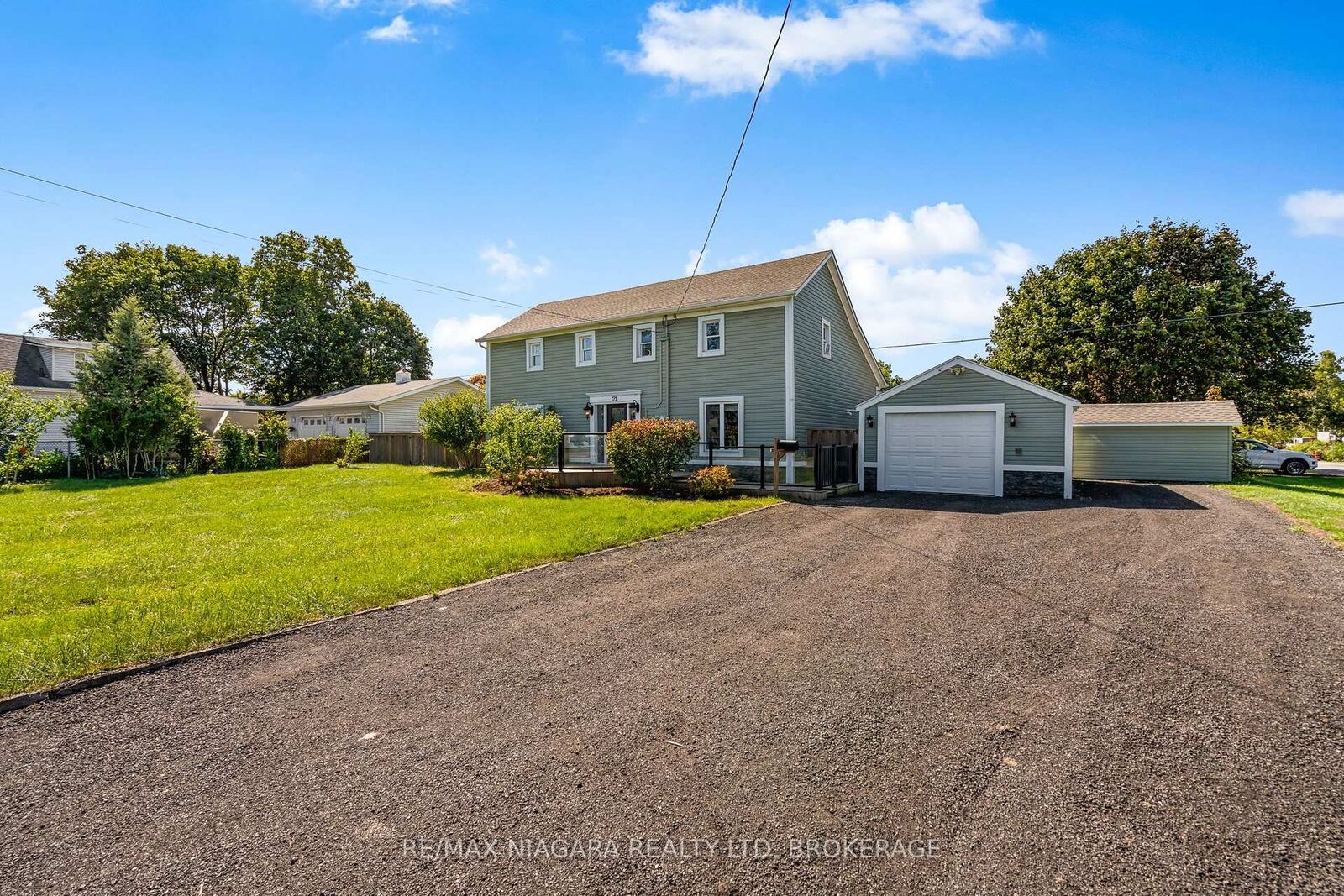 Property Photo:  121 Knoll Street  ON L3K 5A8 