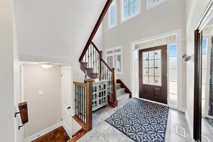 Property Photo:  16 Stockell Crescent  ON L1T 0M5 