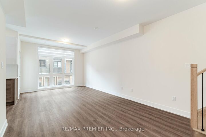 Property Photo:  12860 Yonge Street 2 (279)  ON L4E 1J4 