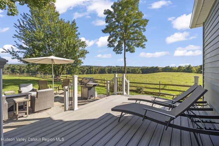 Property Photo: 328 New York 217 NY 12534