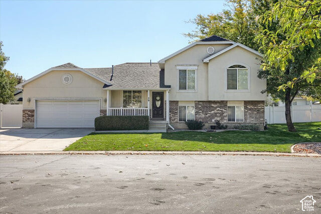 Property Photo:  29 E Redwing Ct N  UT 84045 