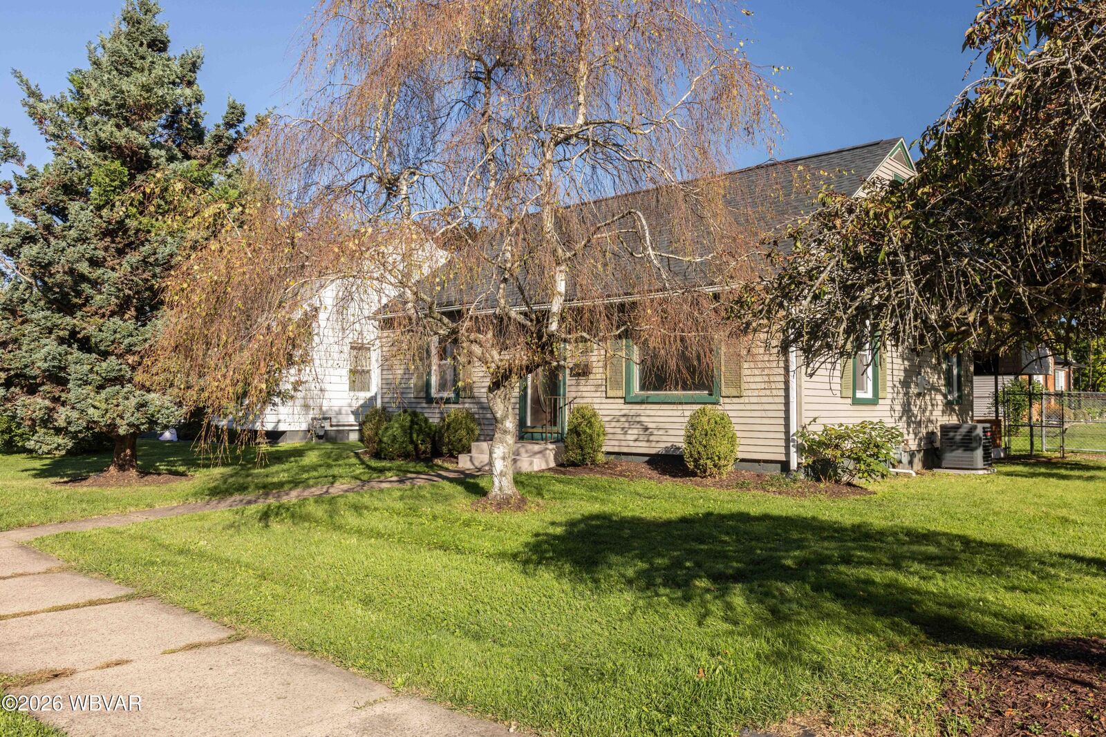Property Photo:  1033 Sheridan Street  PA 17701 