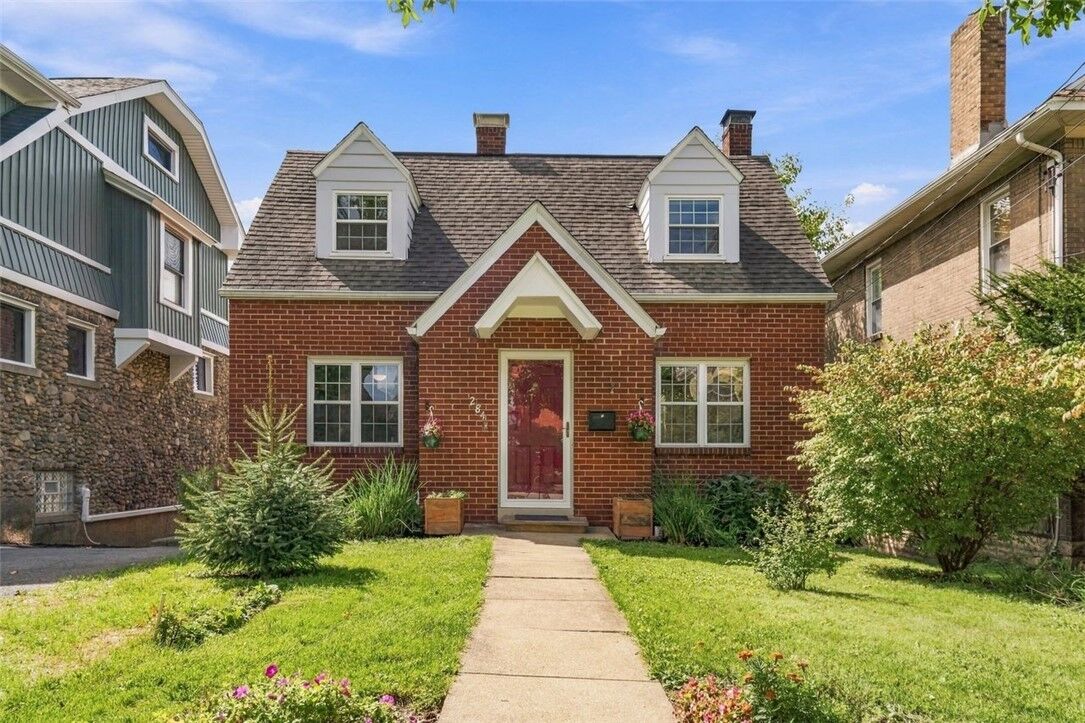 Property Photo: 284 Jonquil Pl PA 15228