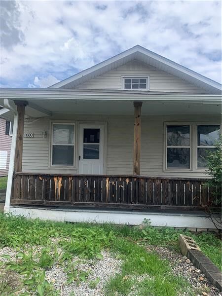 Property Photo: 680 Hamilton St PA 15146