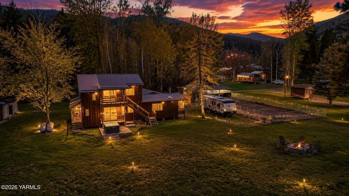 Property Photo:  51 Deer Meadow Ln  WA 98937 