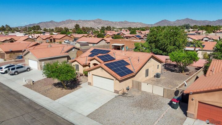 Property Photo:  10791 S Sonora St  AZ 85367 