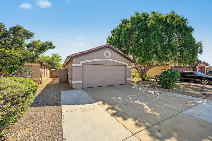 Property Photo: 833 E Pima Avenue AZ 85119