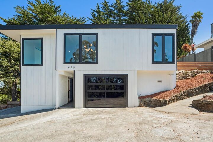 Property Photo: 470 Wellesley Avenue CA 94941