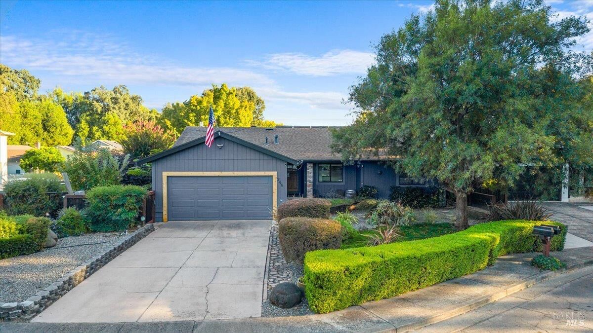 Property Photo:  296 W Thomson Avenue  CA 95476 